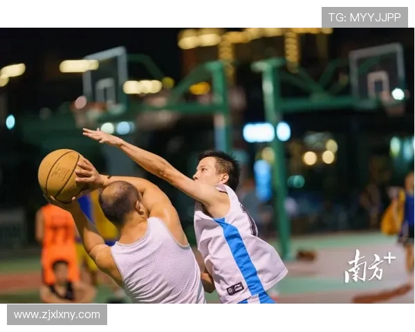 以篮球为纽带探讨团队合作与青春拼搏精神在现代校园文化中的体现