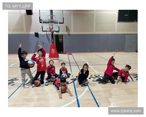 以篮球为纽带探索团队合作与个人拼搏精神的完美融合