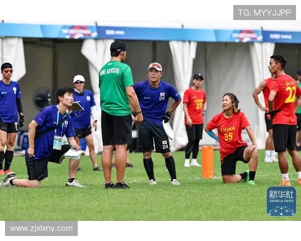 成都飞盘队在攀岩联赛中以91分稳居积分榜首位