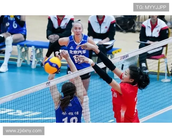北汽女排与八一女排巅峰对决精彩回顾与赛场亮点分析