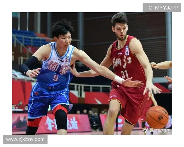 山东队与大连一方的激烈对决谁能在赛场上笑到最后 山东队与大连一方的激烈对决谁能在赛场上笑到最后